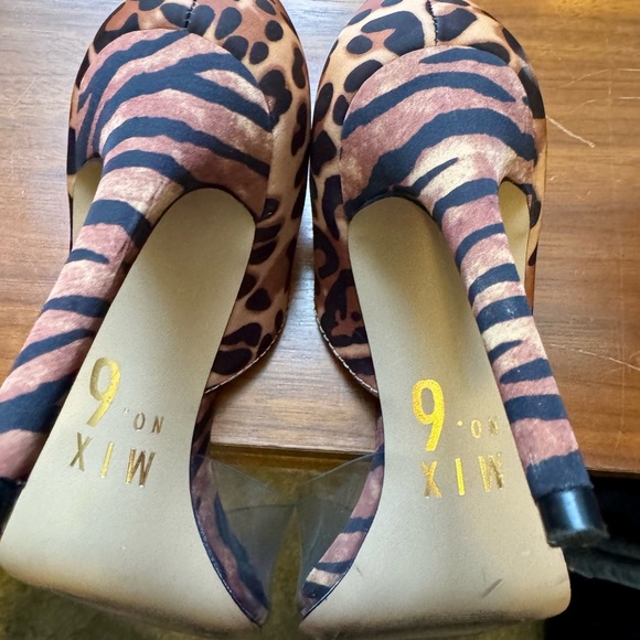 Mix No. 6 Black and Leopard Print Women's Heels Sz 6 - Picture 7 of 9